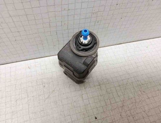 NISSAN Primera P12 (2001-2008) Headlamp leveling motor 7700420737,007878 32542956