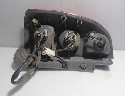 MITSUBISHI Space Star 1 generation (1998-2005) Ľavé zadné koncové svetlo 32920832