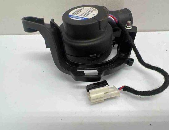 MERCEDES-BENZ E-Class W213/S213/C238/A238 (2016-2024) Interiérový ohrievač A2139062700 31996159