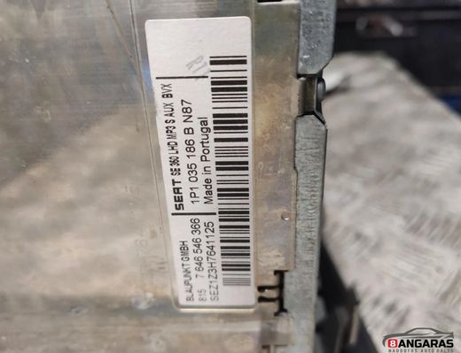 SEAT Leon 2 generation (2005-2012) Hudobný prehrávač bez GPS 1p1035186b 28266150