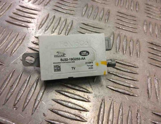 LAND ROVER Range Rover Evoque L538 (1 gen) (2011-2020) Bootlid Antenna Amplifier BJ32-19G255-AA 31017376