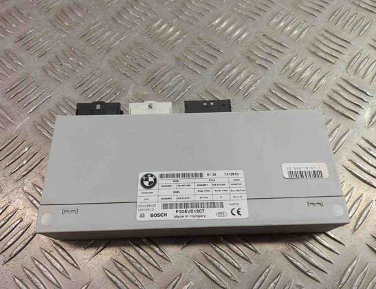 BMW X1 F48/F49 (2015-2023) Ovládacia jednotka krytu batožinového priestoru 7412610 31018006