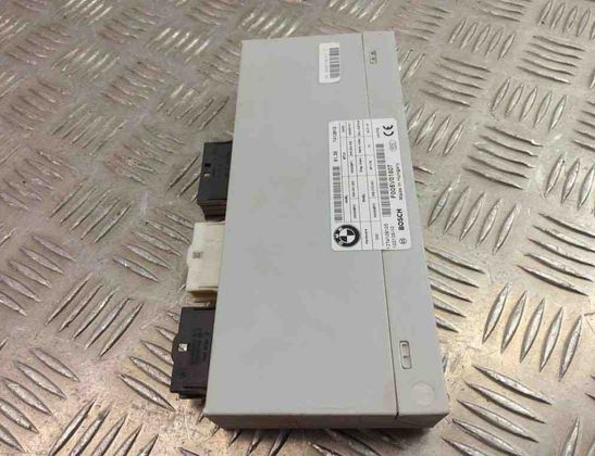 BMW X1 F48/F49 (2015-2023) Ovládacia jednotka krytu batožinového priestoru 7412610 31018006